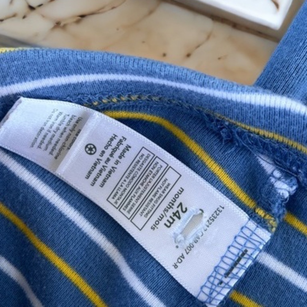 Carter's Size 24 Months Matching Shorts and T-Shirt Set Lounging Sleepwear - Picture 4 of 5
